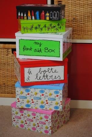 100drine storage tins